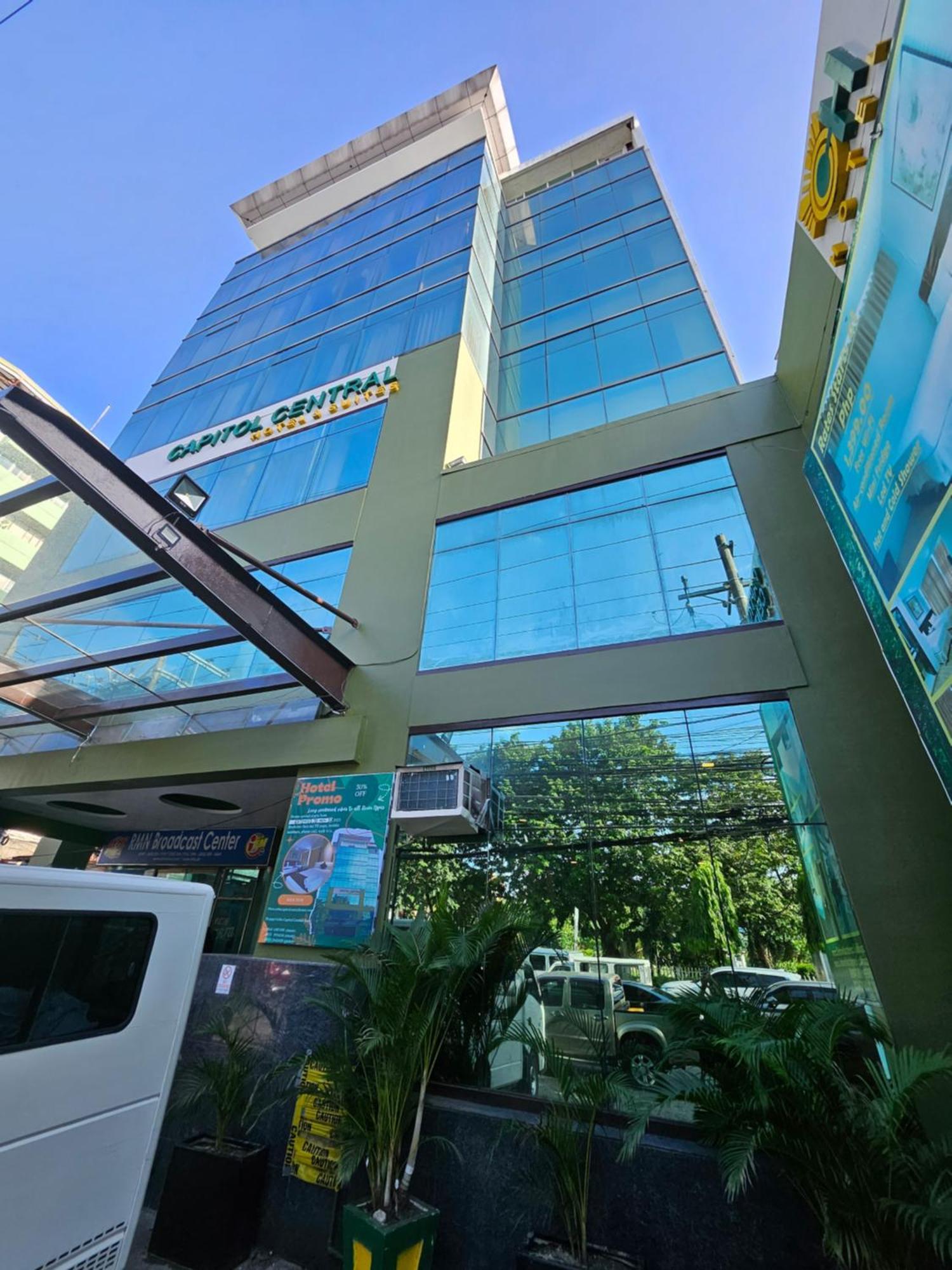 Cebu Capitol Central Hotel & Suites Powered By Cocotel Eksteriør billede